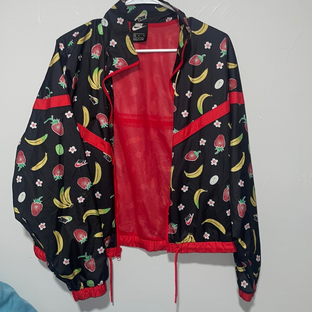 Nike windbreaker